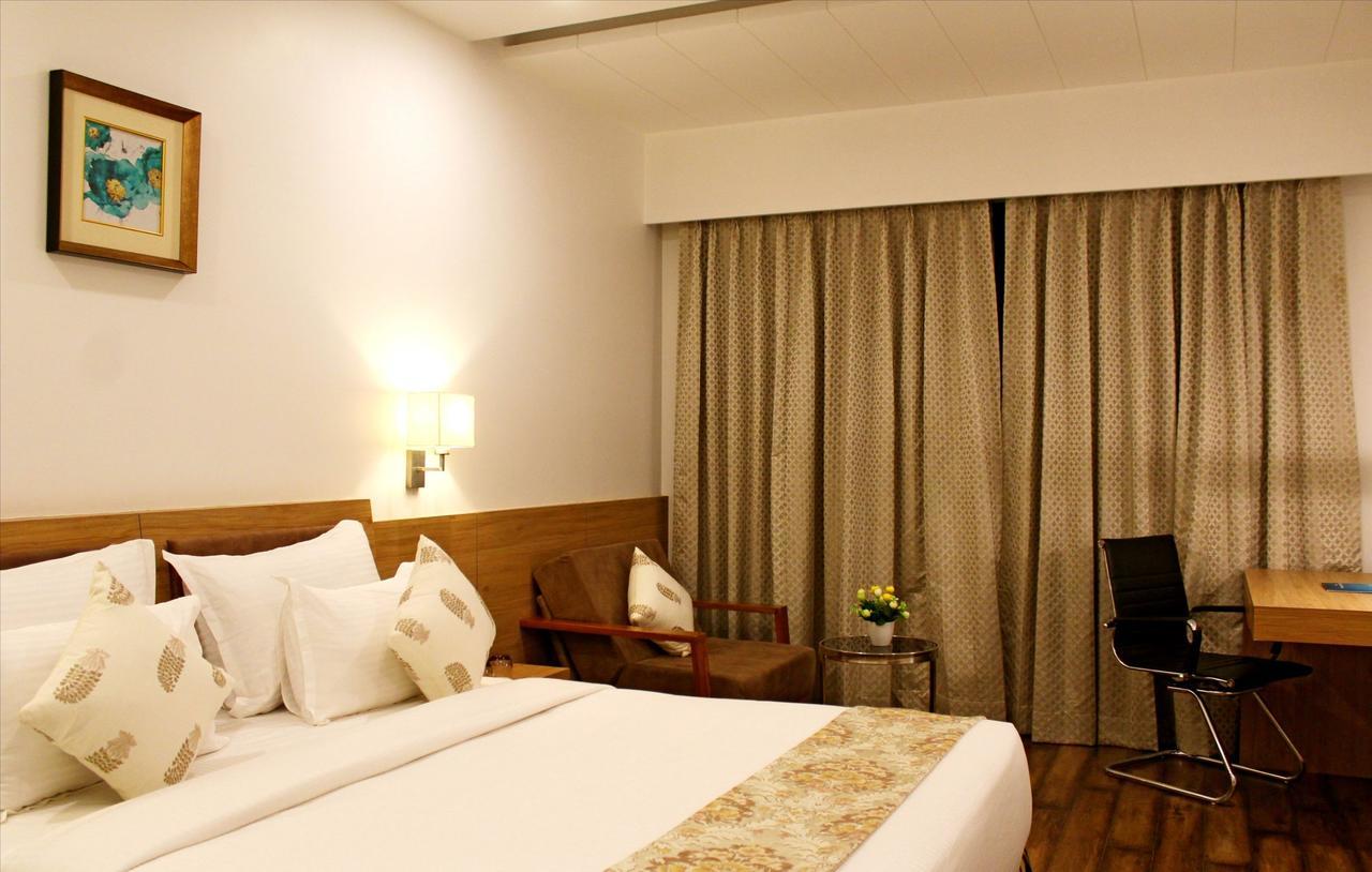 Skk Blu Hotel & Spa Udaipur Exterior photo