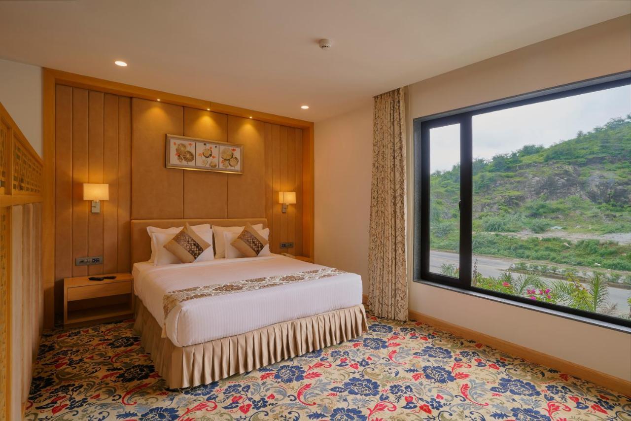 Skk Blu Hotel & Spa Udaipur Exterior photo
