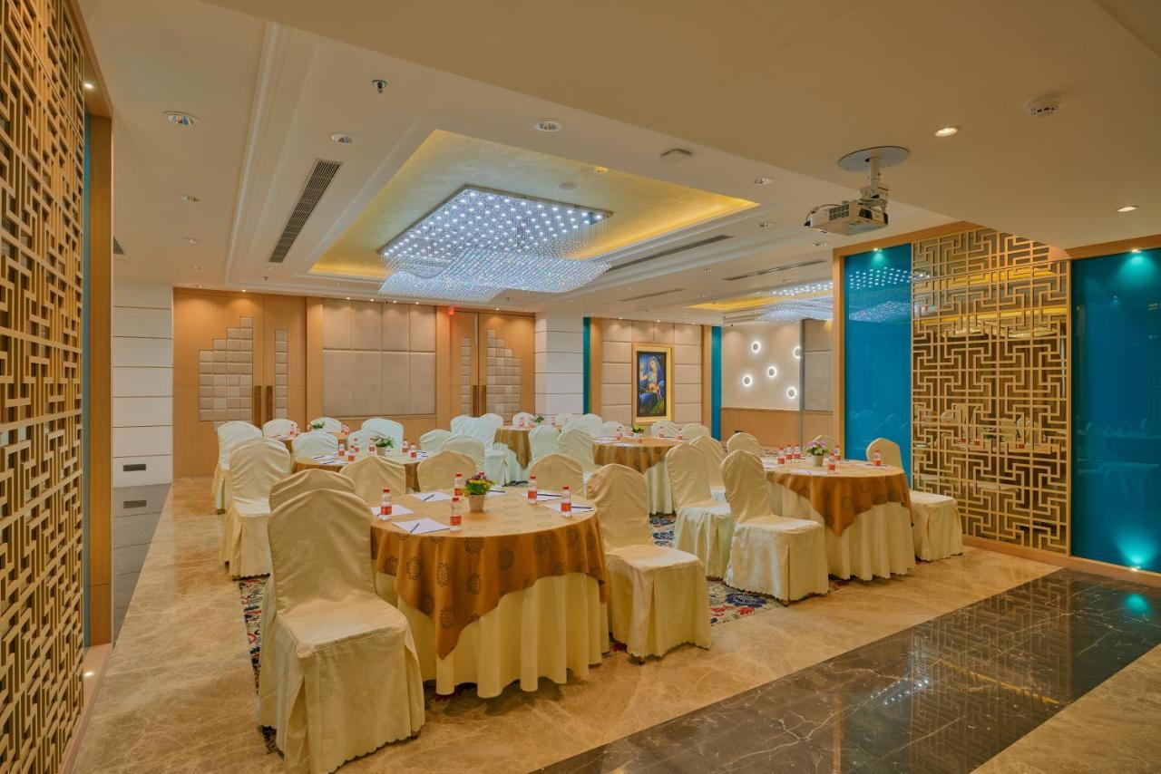 Skk Blu Hotel & Spa Udaipur Exterior photo