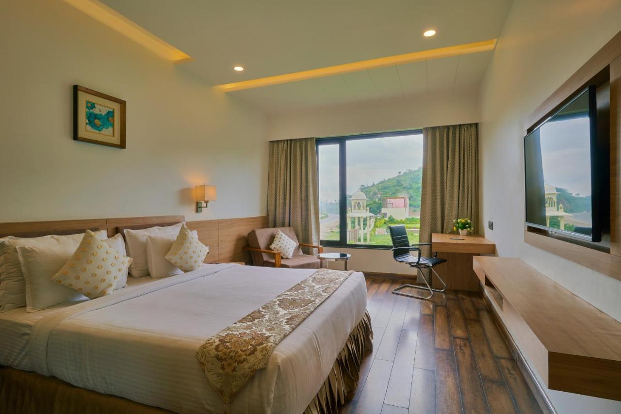 Skk Blu Hotel & Spa Udaipur Exterior photo
