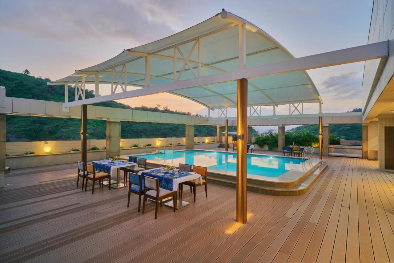 Skk Blu Hotel & Spa Udaipur Exterior photo